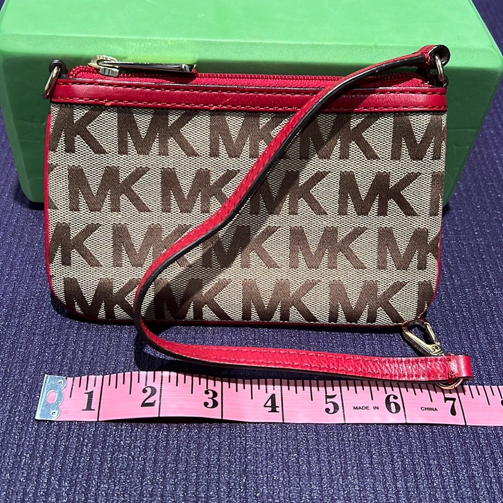 Michael Kors wristlet